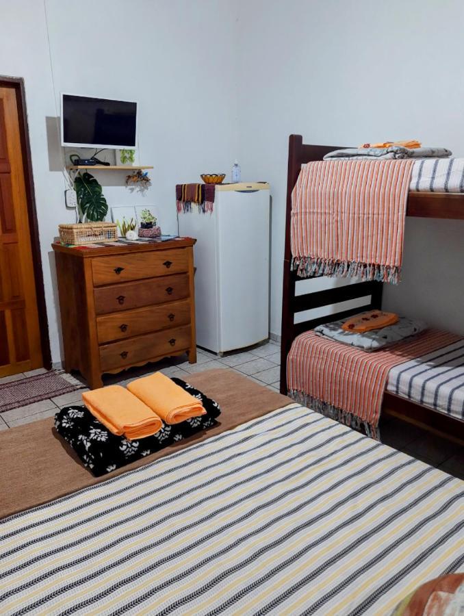 Suite Pe Na Areia- Espaco Independente Na Praia Do Curral Com Localizacao Privilegiada - Simplicidade E Comodidade Com O Por Do Sol Mais Lindo De Ilhabela - Melhor Custo Beneficio Para Ate 4 Pessoas , Na Av Jose Pacheco Do Nascimento Nº 7682 Dış mekan fotoğraf