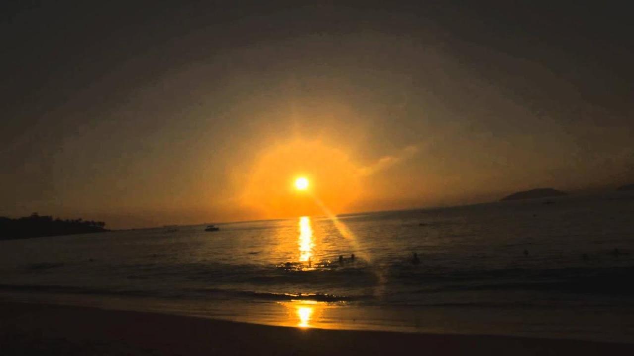 Suite Pe Na Areia- Espaco Independente Na Praia Do Curral Com Localizacao Privilegiada - Simplicidade E Comodidade Com O Por Do Sol Mais Lindo De Ilhabela - Melhor Custo Beneficio Para Ate 4 Pessoas , Na Av Jose Pacheco Do Nascimento Nº 7682 Dış mekan fotoğraf